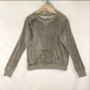 Zella Fuzzy Crewneck Sweatshirt Size Medium Cozy